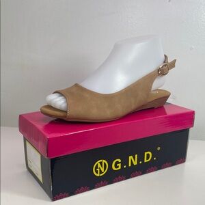 Women's Tan Slingback Sandals